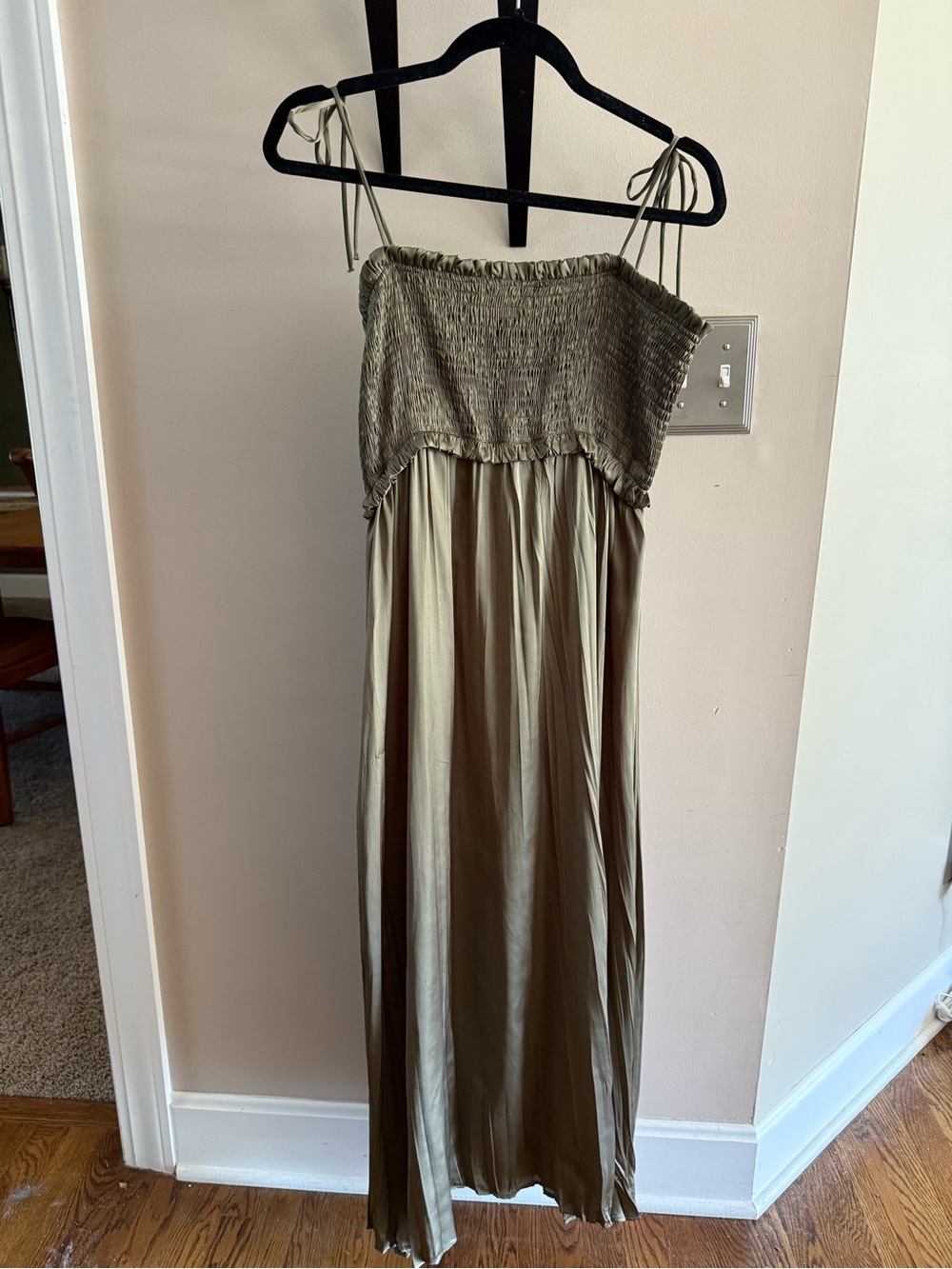 Zara Olive Green Shiny Dress - Picture 4 of 9